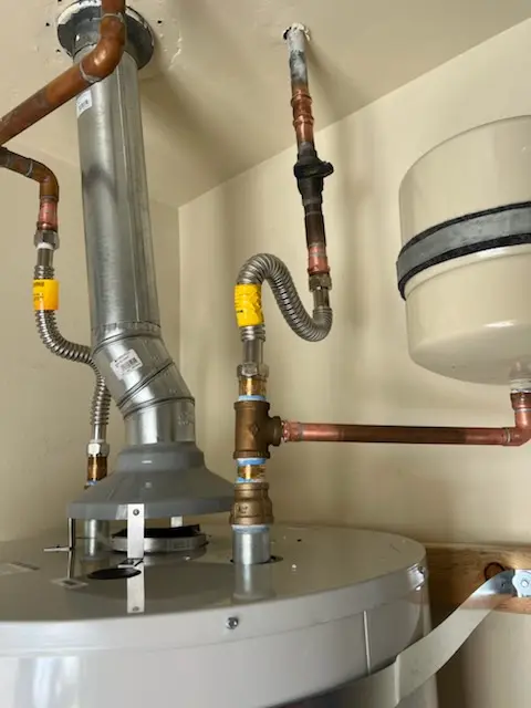 Water heater installation and plumbing repair in West Everett